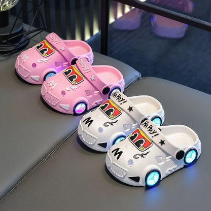 GlowRun™ – Stilvolle & lustige LED-Auto-Hausschuhe