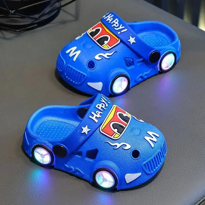 GlowRun™ – Stilvolle & lustige LED-Auto-Hausschuhe