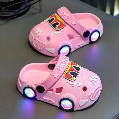 GlowRun™ – Stilvolle & lustige LED-Auto-Hausschuhe
