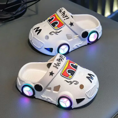 GlowRun™ – Stilvolle & lustige LED-Auto-Hausschuhe